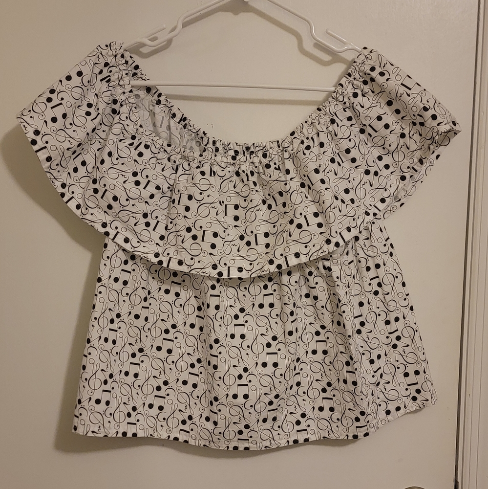 Women's Off-Shoulder Black and White Top